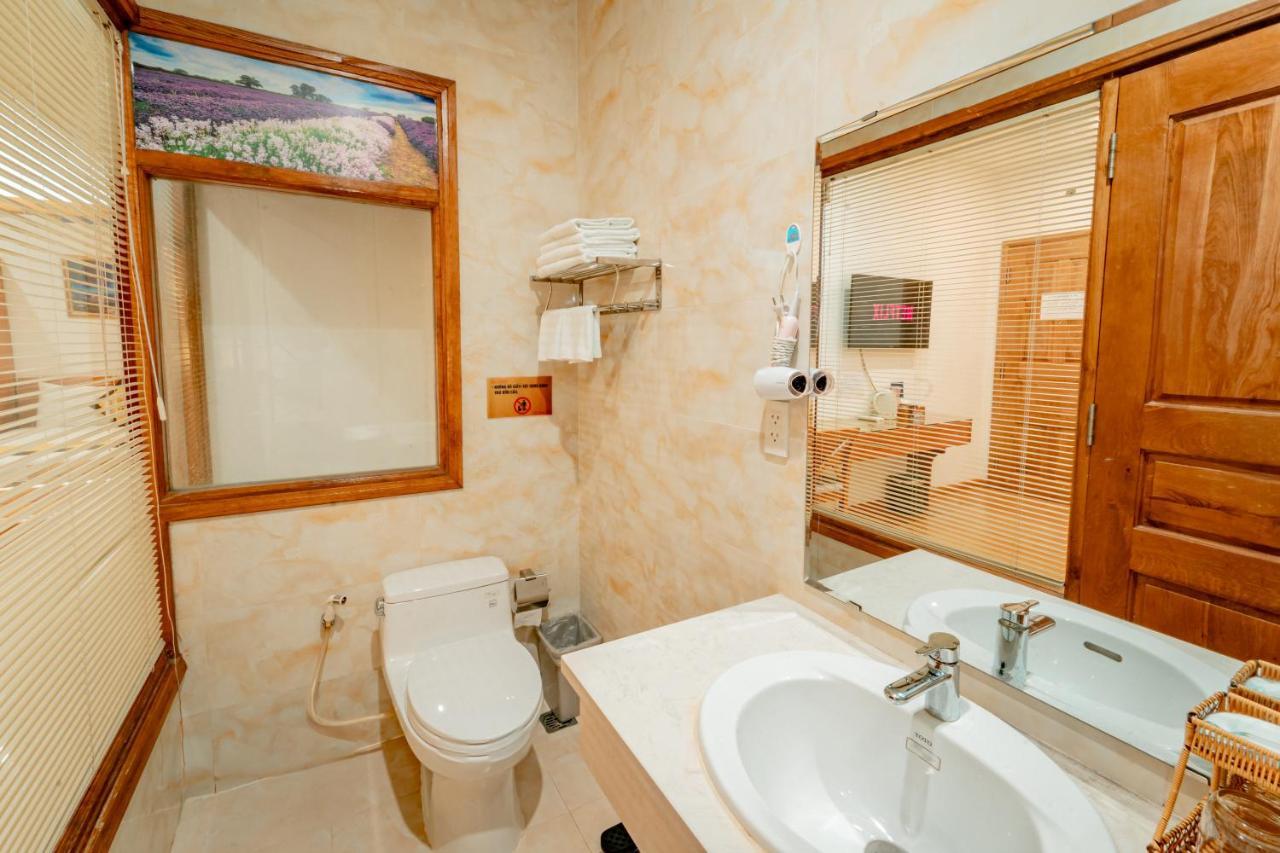 Khach San Cuong Thanh 2 Khách sạn tình yêu